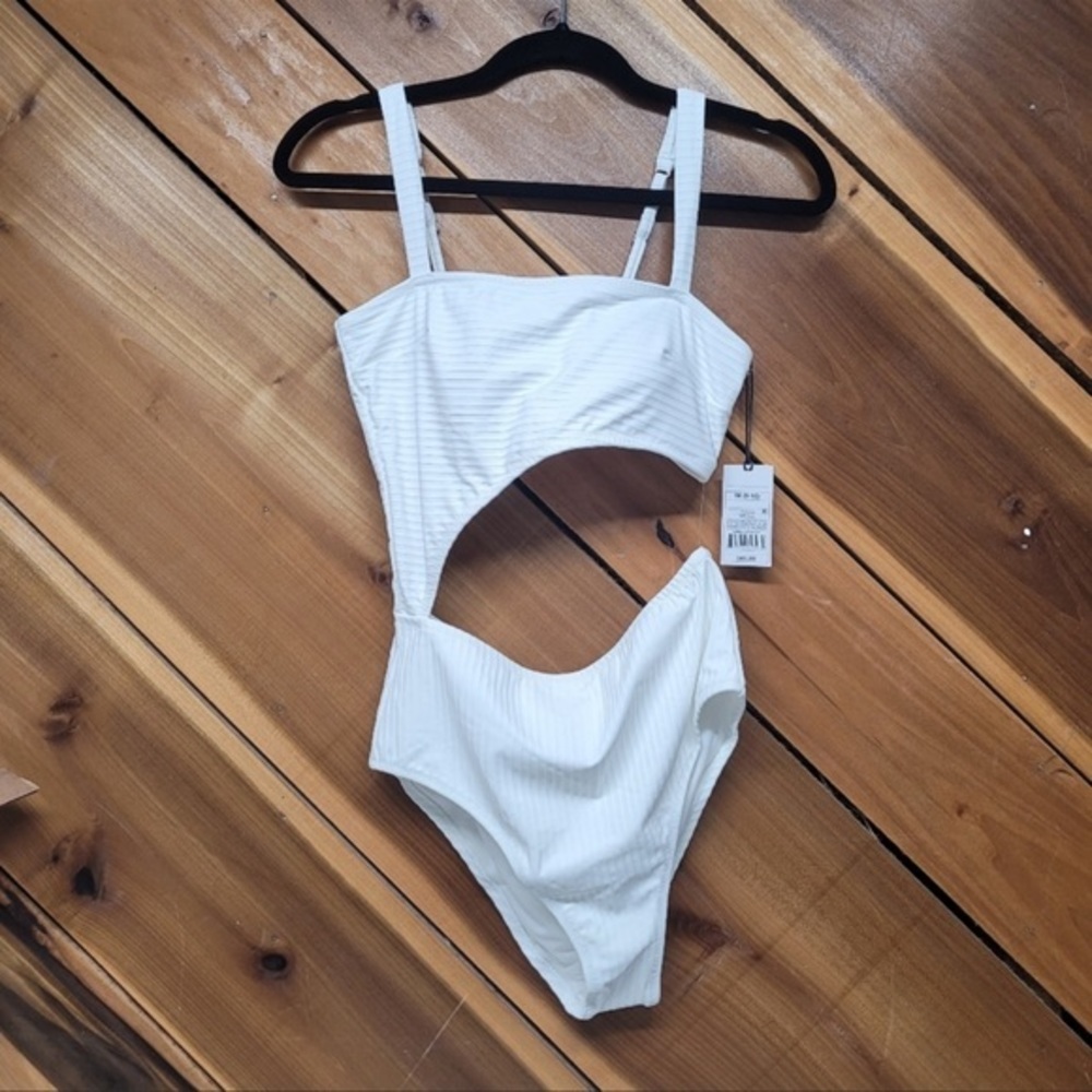 Shade &‎ Shore White Cutout One Piece Swimsuit